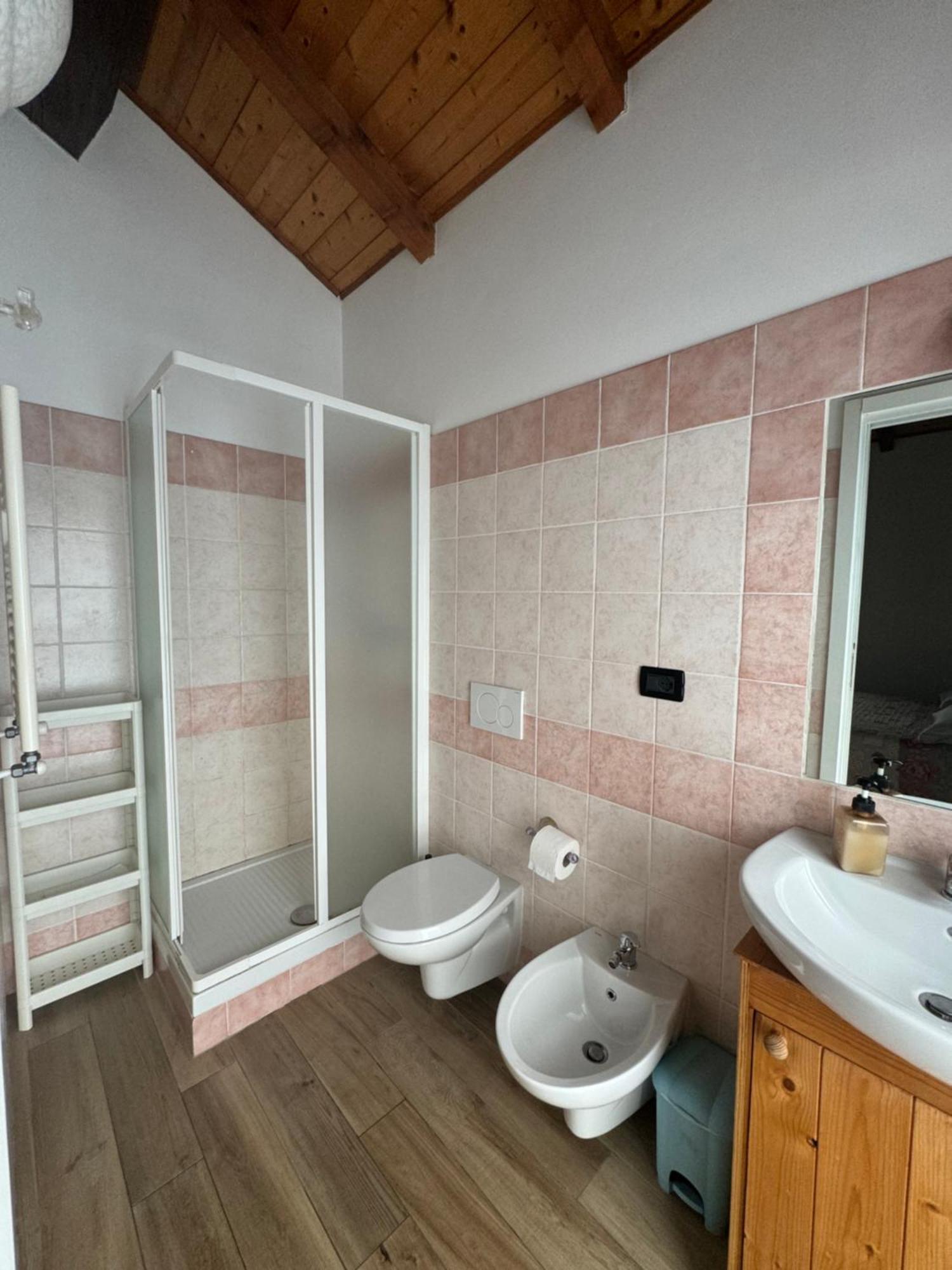 B&B Al Ciliegio Del Turchino Mele Luaran gambar
