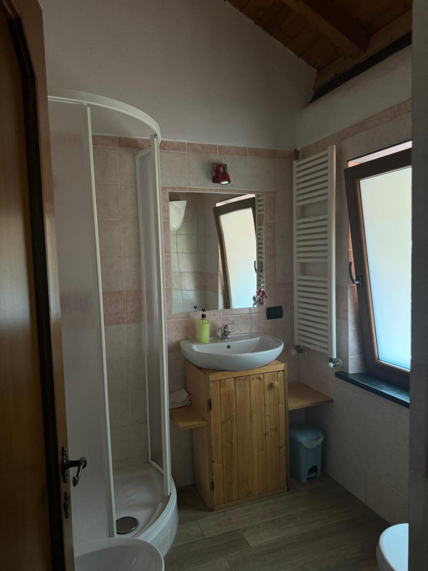 B&B Al Ciliegio Del Turchino Mele Luaran gambar